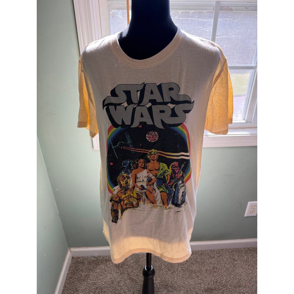 Star Wars Retro Rainbow Graphic Tee Cream Beige Unisex Size M Movie Cast Shirt